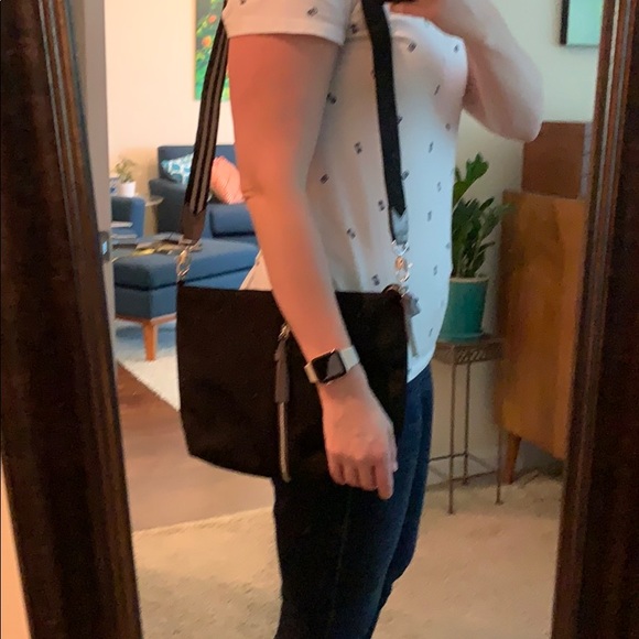 EUC Stella & Dot Work Hard Play Hard black bag - Picture 2 of 8